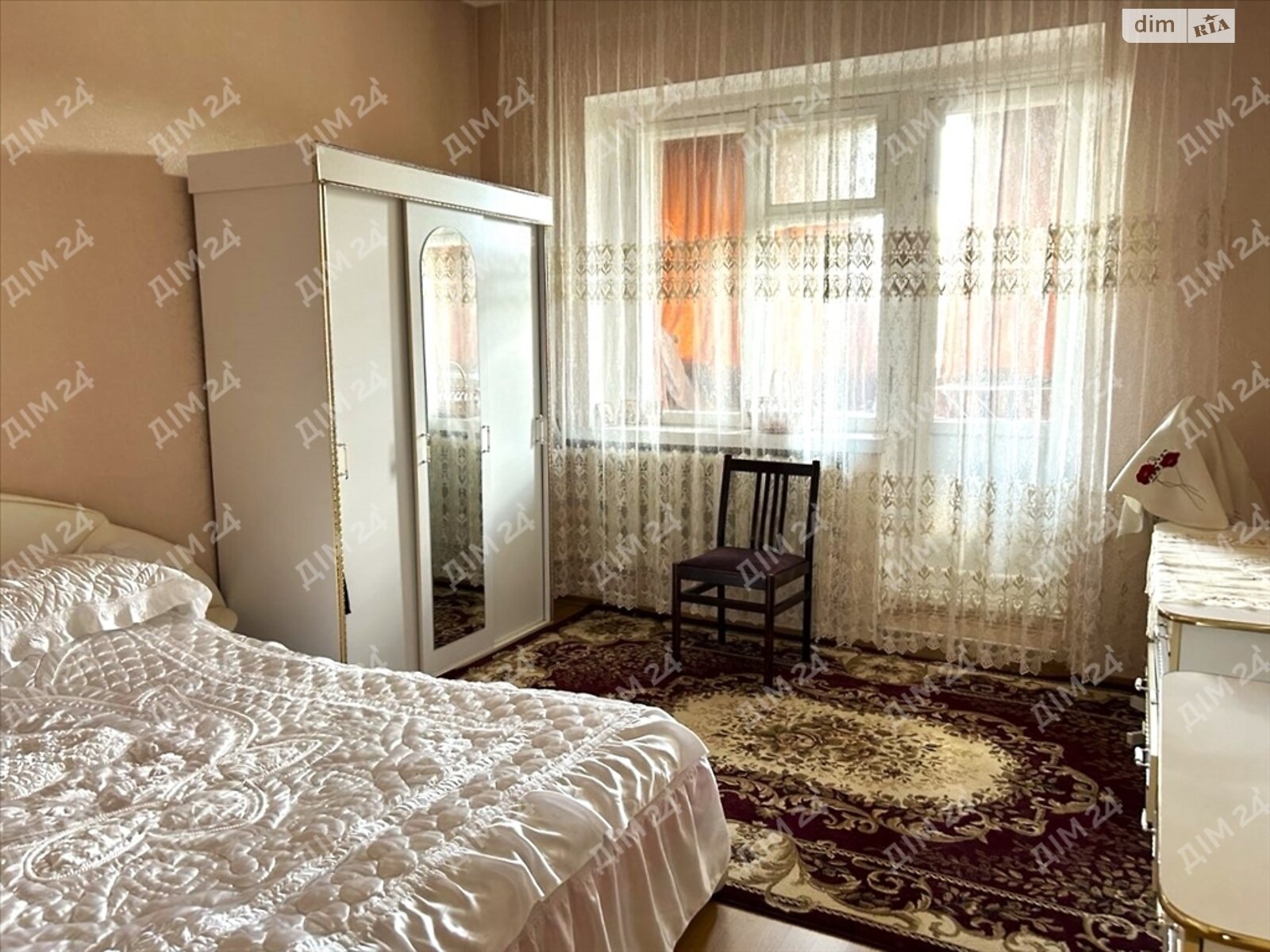 двоповерховий будинок з гаражем, 216 кв. м, кирпич. Продаж в Полтаві фото 1 двоповерховий будинок з гаражем, 216 кв. м, кирпич. Продаж в Полтаві фото 1