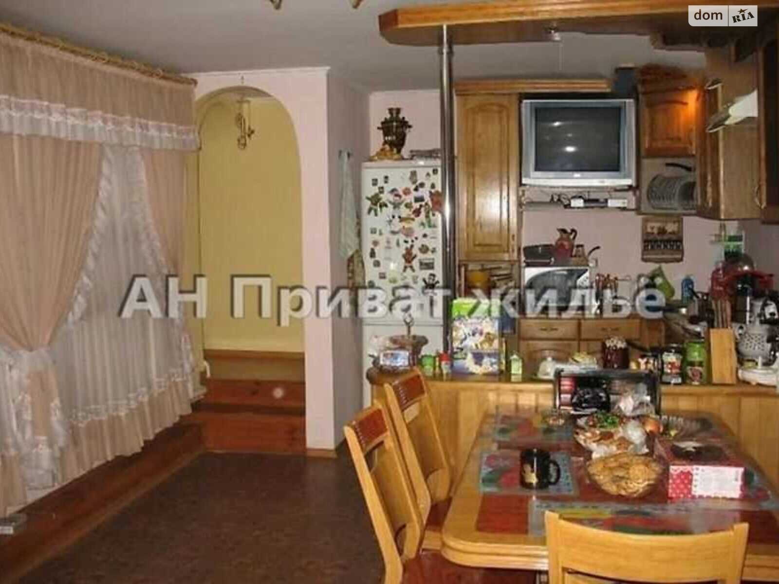 двухэтажный дом, 300 кв. м, цегла. Продажа в Полтаве район Ивонченцы фото 1