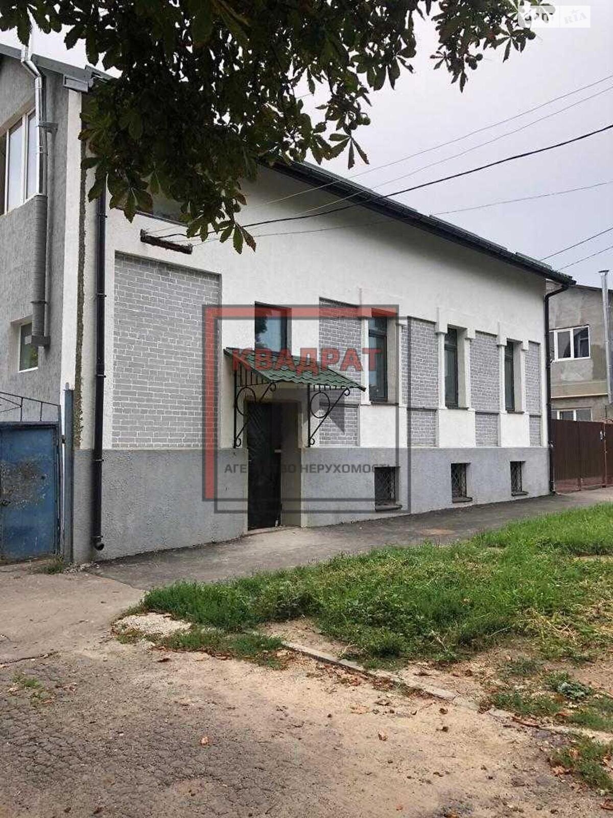 трехэтажный дом, 260 кв. м, кирпич. Продажа в Полтаве район Киевский фото 1
