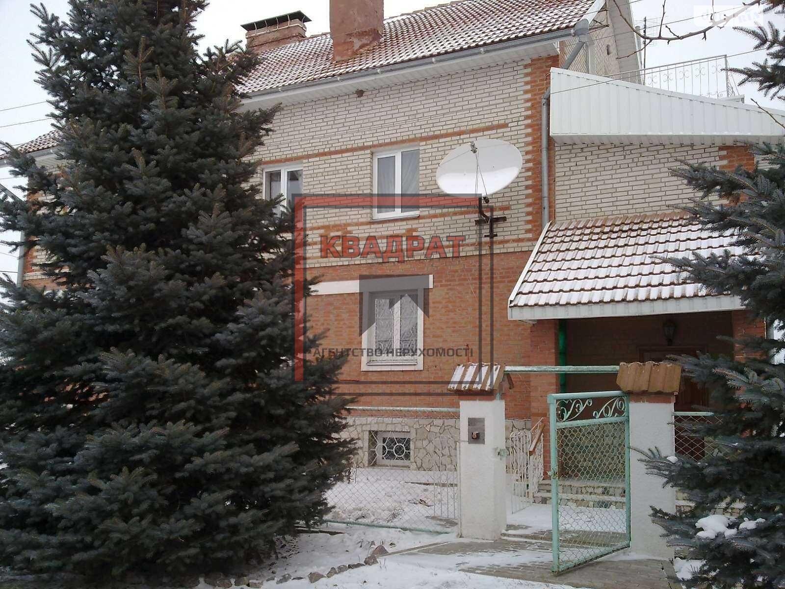 трехэтажный дом, 456 кв. м, кирпич. Продажа в Полтаве район Киевский фото 1
