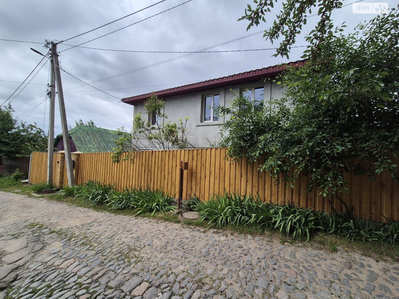 двухэтажный дом с ремонтом, 160 кв. м, кирпич. Продажа в Полтаве фото 1 двухэтажный дом с ремонтом, 160 кв. м, кирпич. Продажа в Полтаве фото 1