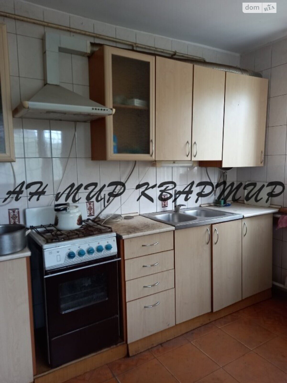 триповерховий будинок з ремонтом, 330 кв. м, цегла. Продаж у Ковалівці фото 1