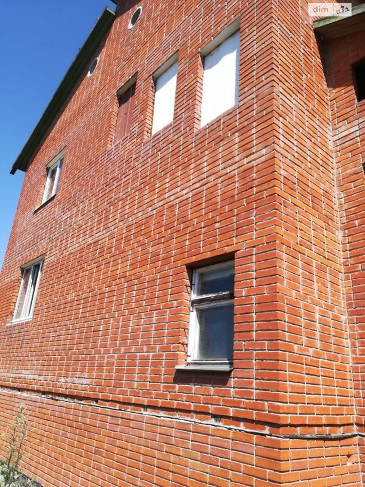 двухэтажный дом с гаражом, 261.8 кв. м, кирпич. Продажа в Полтаве район Лесок фото 1 двухэтажный дом с гаражом, 261.8 кв. м, кирпич. Продажа в Полтаве район Лесок фото 1