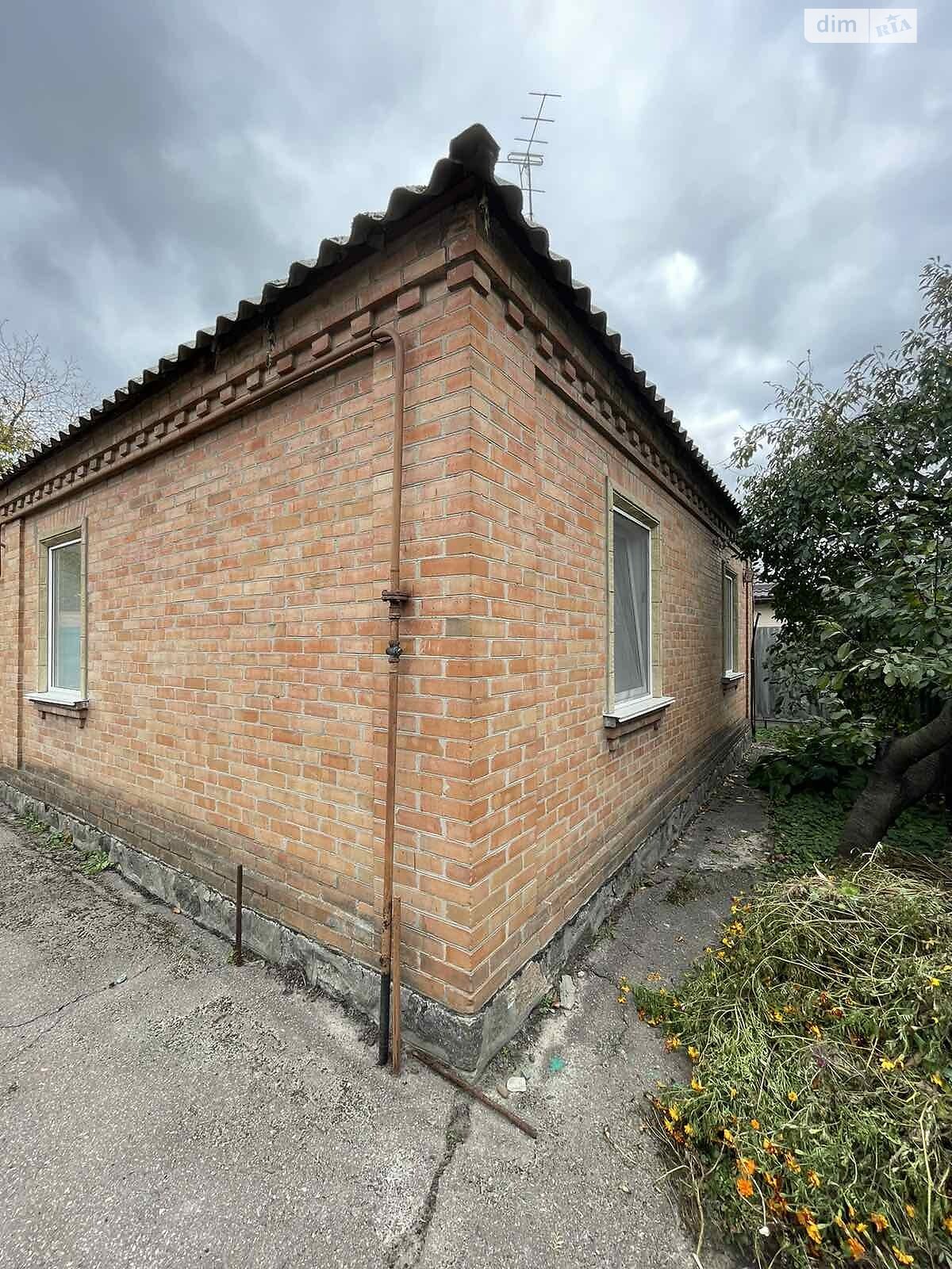 одноповерховий будинок з гаражем, 55 кв. м, цегла. Продаж в Полтаві, район Лісок фото 1