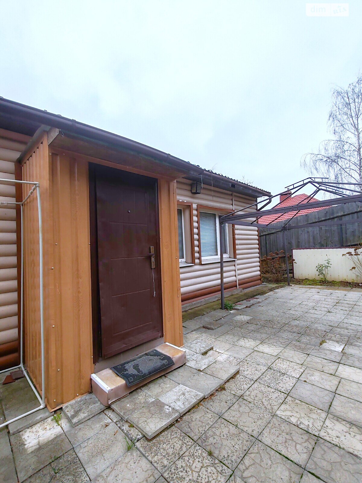 одноэтажный дом с гаражом, 68.6 кв. м, кирпич. Продажа в Полтаве район Подол фото 1 одноэтажный дом с гаражом, 68.6 кв. м, кирпич. Продажа в Полтаве район Подол фото 1