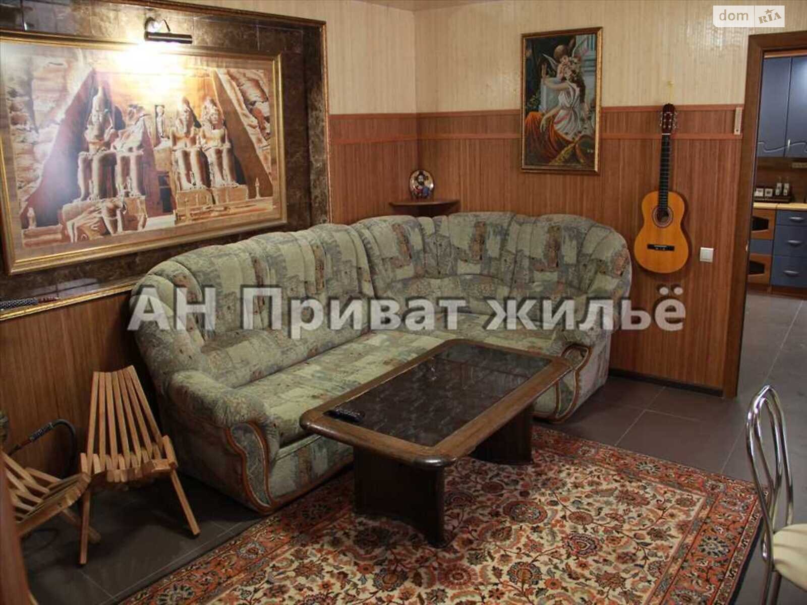 двухэтажный дом, 400 кв. м, цегла. Продажа в Полтаве район Подол фото 1