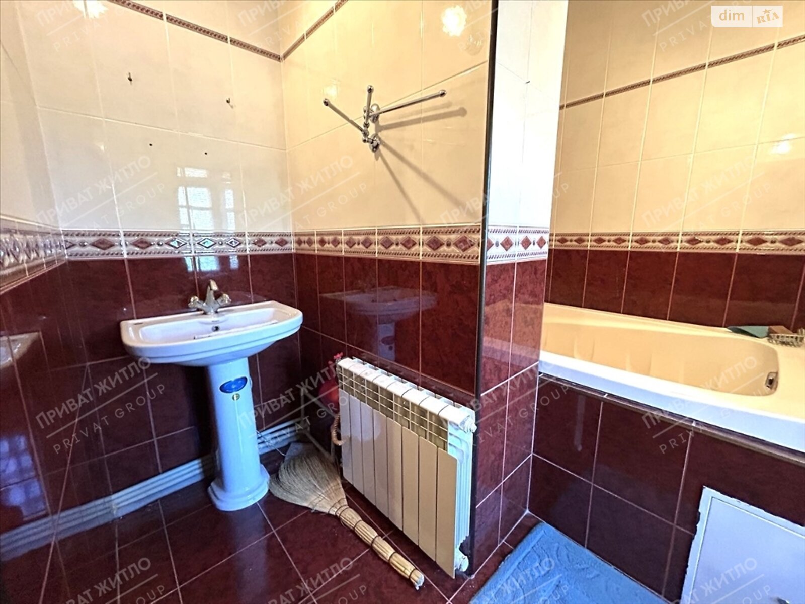 двоповерховий будинок з гаражем, 167 кв. м, цегла. Продаж в Полтаві, район Шевченківський (Жовтневий) фото 1 двоповерховий будинок з гаражем, 167 кв. м, цегла. Продаж в Полтаві, район Шевченківський (Жовтневий) фото 1