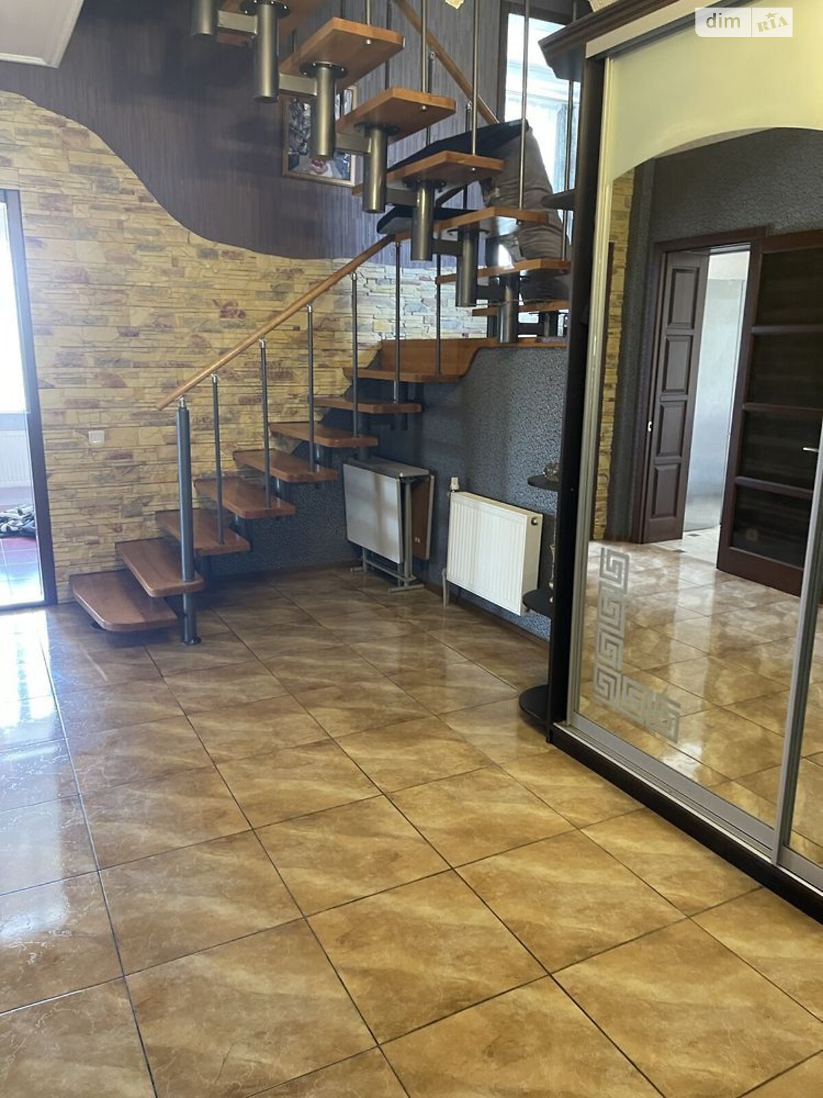 двухэтажный дом с гаражом, 277.9 кв. м, кирпич. Продажа в Полтаве фото 1