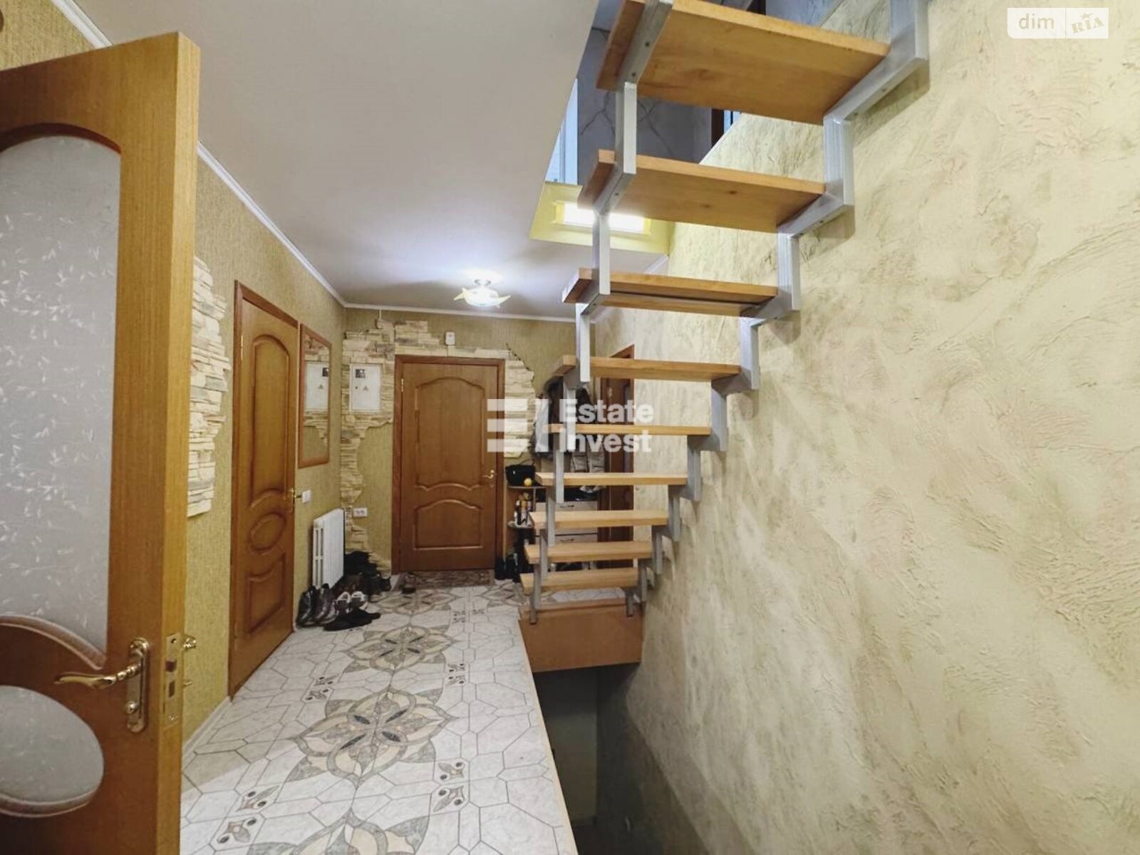 двухэтажный дом с балконом, 165 кв. м, кирпич. Продажа в Полтаве фото 1 двухэтажный дом с балконом, 165 кв. м, кирпич. Продажа в Полтаве фото 1