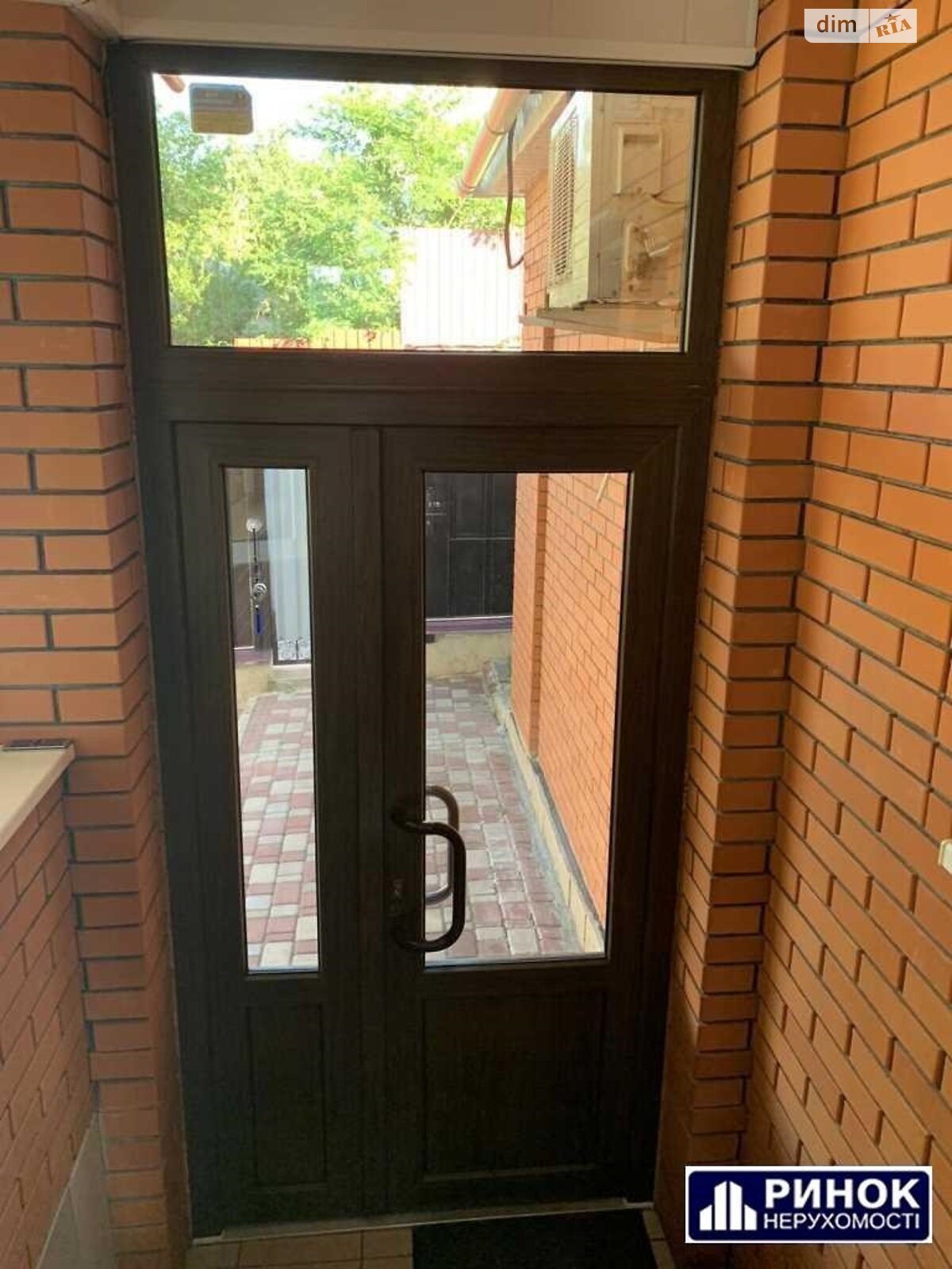 одноэтажный дом с верандой, 113.3 кв. м, кирпич. Продажа в Полтаве район Центр фото 1 одноэтажный дом с верандой, 113.3 кв. м, кирпич. Продажа в Полтаве район Центр фото 1