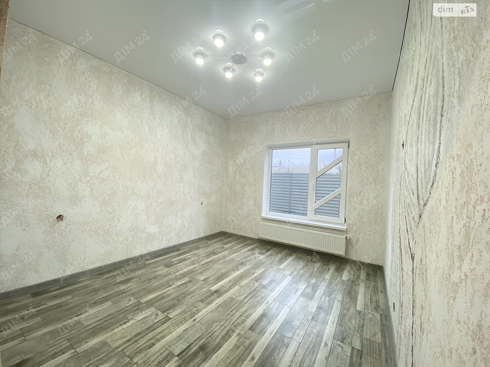 одноповерховий будинок з опаленням, 75 кв. м, цегла. Продаж в Полтаві, район Центр фото 1 одноповерховий будинок з опаленням, 75 кв. м, цегла. Продаж в Полтаві, район Центр фото 1