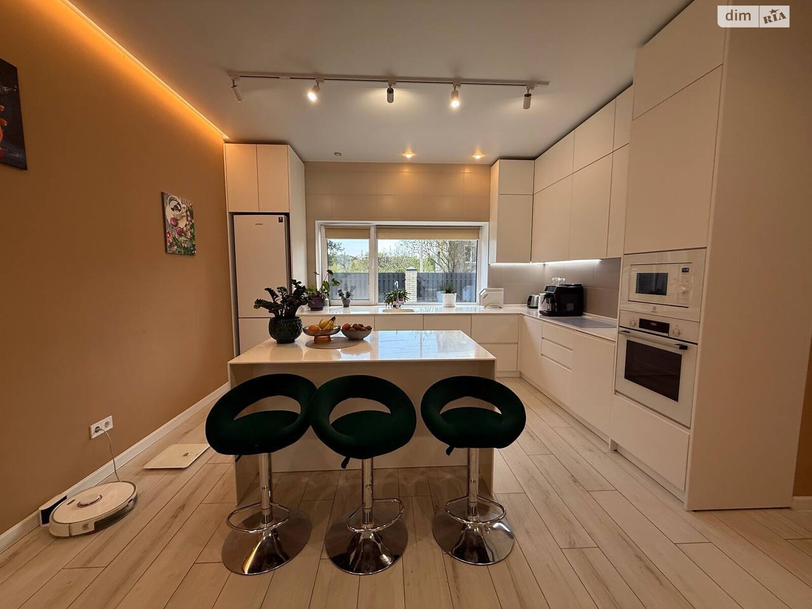 двоповерховий будинок з гаражем, 179.9 кв. м, цегла. Продаж в Полтаві, район Вакуленці фото 1 двоповерховий будинок з гаражем, 179.9 кв. м, цегла. Продаж в Полтаві, район Вакуленці фото 1