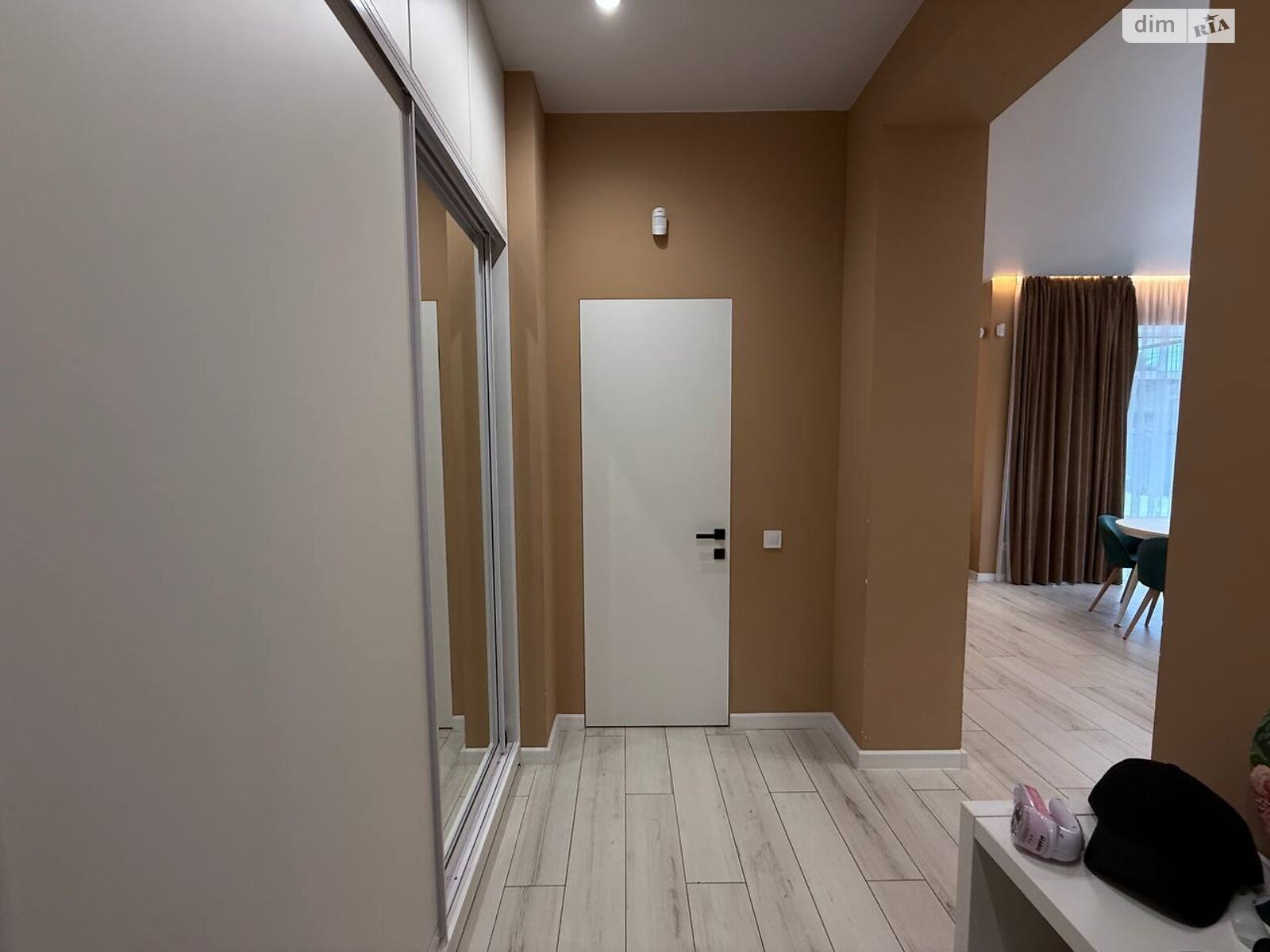 двоповерховий будинок з гаражем, 179.9 кв. м, цегла. Продаж в Полтаві, район Вакуленці фото 1 двоповерховий будинок з гаражем, 179.9 кв. м, цегла. Продаж в Полтаві, район Вакуленці фото 1