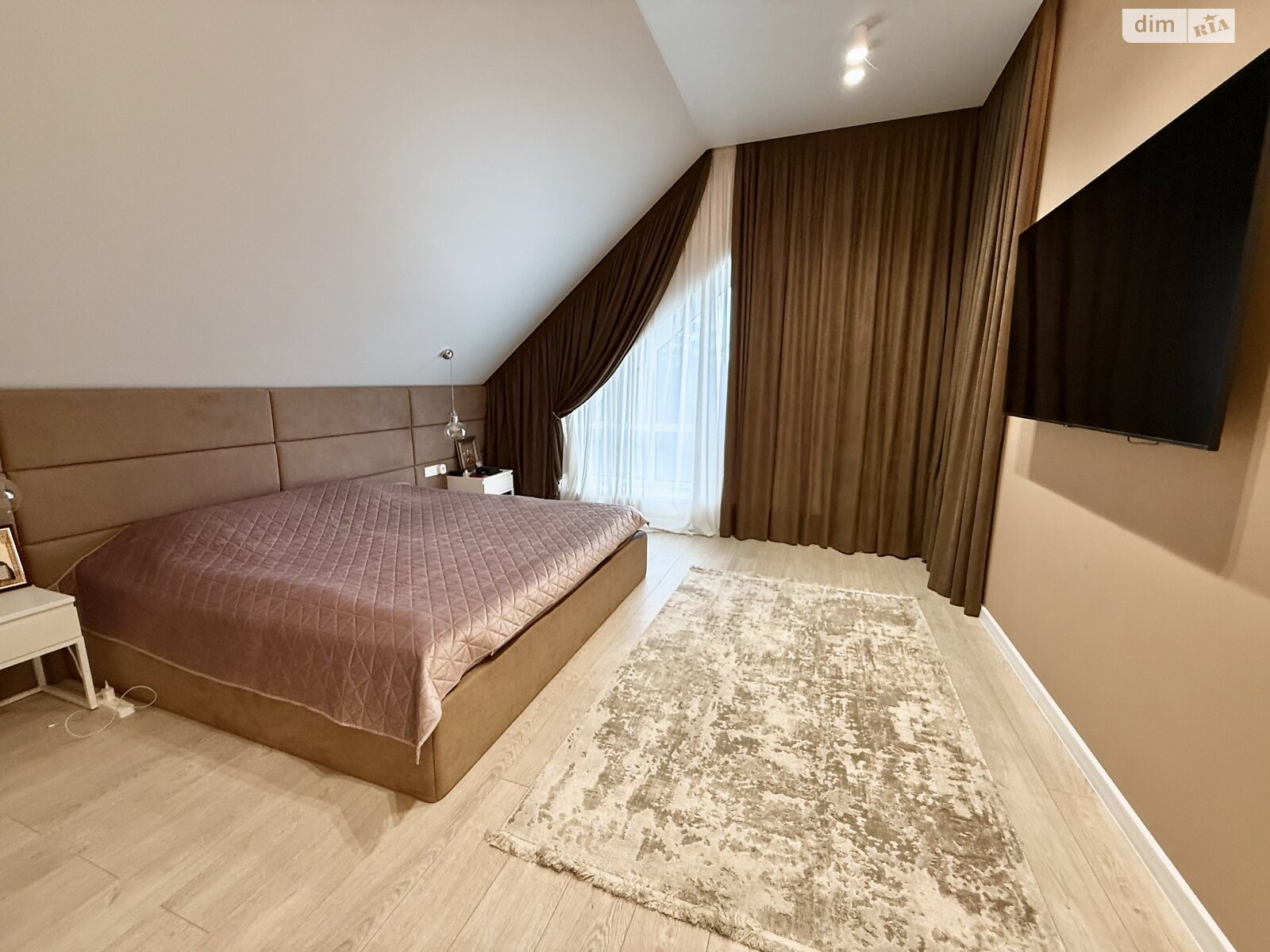 двоповерховий будинок з гаражем, 179.9 кв. м, цегла. Продаж в Полтаві, район Вакуленці фото 1 двоповерховий будинок з гаражем, 179.9 кв. м, цегла. Продаж в Полтаві, район Вакуленці фото 1