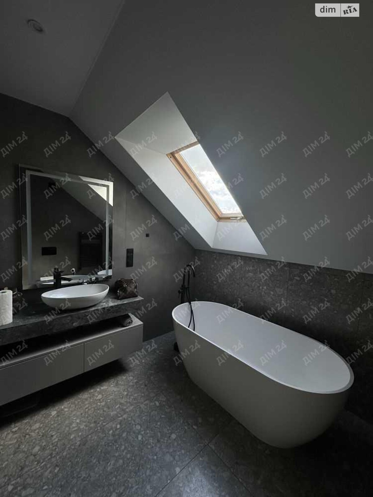 двоповерховий будинок, 190 кв. м, цегла. Продаж в Полтаві, район Вакуленці фото 1 двоповерховий будинок, 190 кв. м, цегла. Продаж в Полтаві, район Вакуленці фото 1