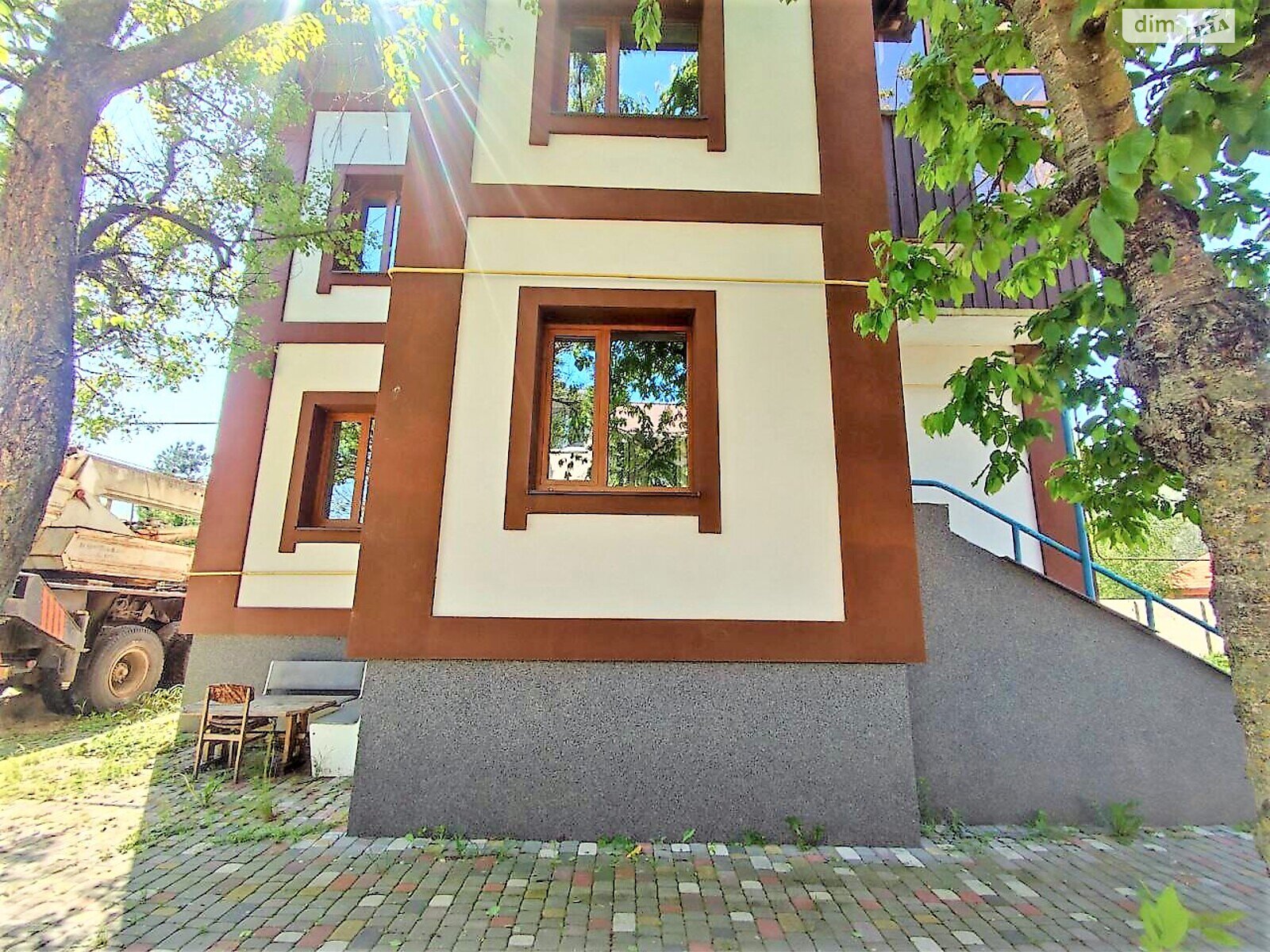 трехэтажный дом, 250 кв. м, кирпич. Продажа в Полтаве район Вакуленцы фото 1