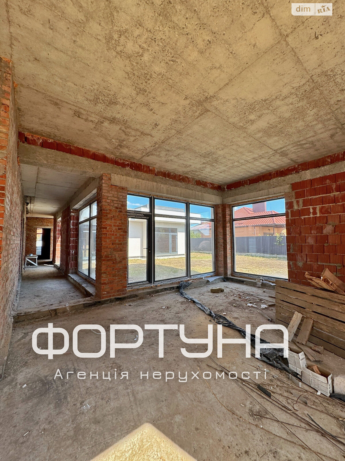 одноэтажный дом, 220 кв. м, кирпич. Продажа в Полтаве район Яр фото 1 одноэтажный дом, 220 кв. м, кирпич. Продажа в Полтаве район Яр фото 1