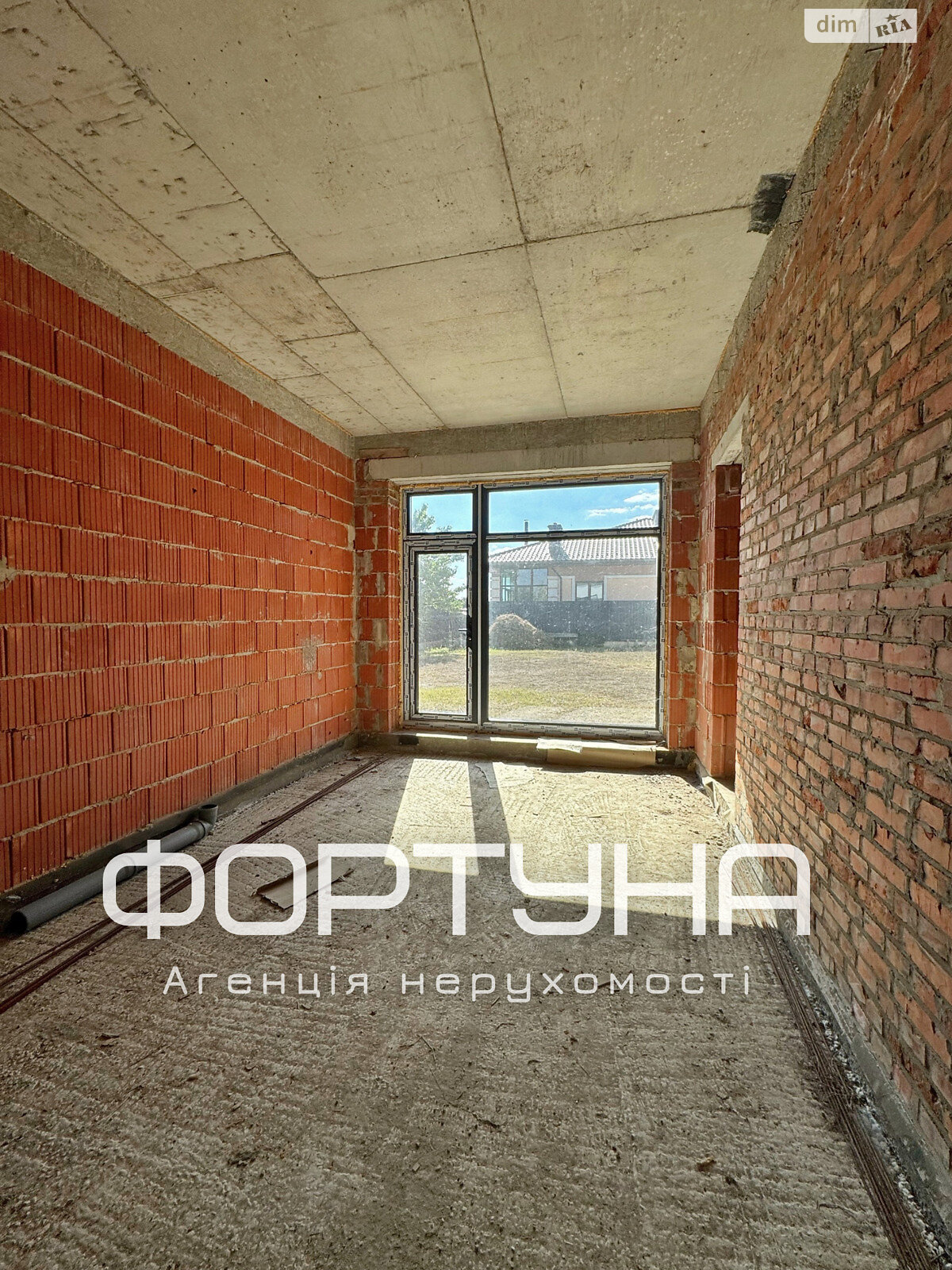 одноэтажный дом, 220 кв. м, кирпич. Продажа в Полтаве район Яр фото 1 одноэтажный дом, 220 кв. м, кирпич. Продажа в Полтаве район Яр фото 1