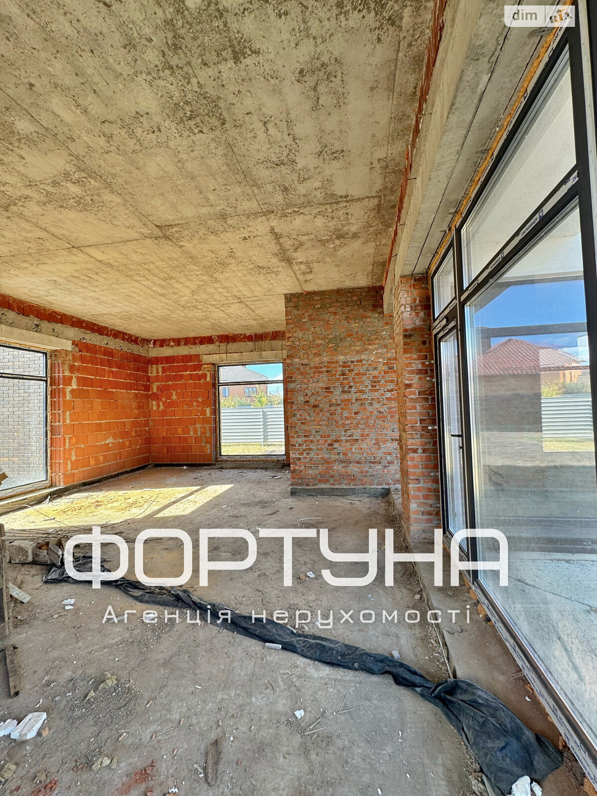 одноэтажный дом, 220 кв. м, кирпич. Продажа в Полтаве район Яр фото 1 одноэтажный дом, 220 кв. м, кирпич. Продажа в Полтаве район Яр фото 1