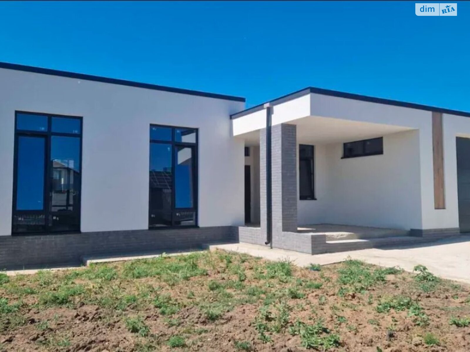 одноповерховий будинок з гаражем, 210 кв. м, кирпич. Продаж в Полтаві, район Яр фото 1 одноповерховий будинок з гаражем, 210 кв. м, кирпич. Продаж в Полтаві, район Яр фото 1