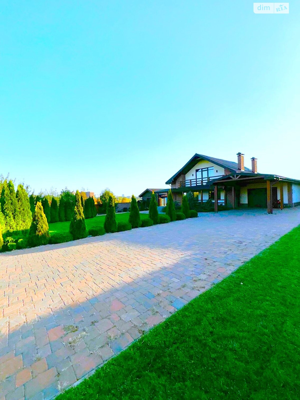 двухэтажный дом с гаражом, 213.8 кв. м, кирпич. Продажа в Полтаве район Яр фото 1 двухэтажный дом с гаражом, 213.8 кв. м, кирпич. Продажа в Полтаве район Яр фото 1