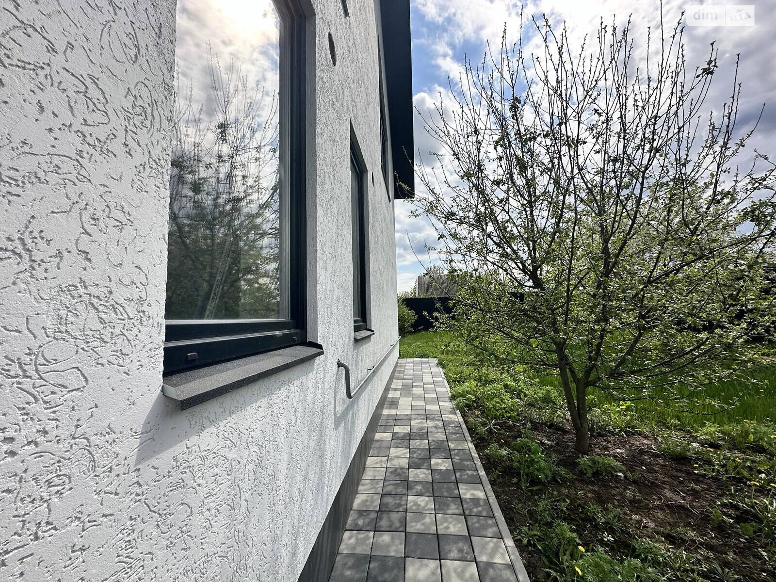 двоповерховий будинок з гаражем, 277 кв. м, цегла. Продаж в Полтаві, район Яр фото 1 двоповерховий будинок з гаражем, 277 кв. м, цегла. Продаж в Полтаві, район Яр фото 1