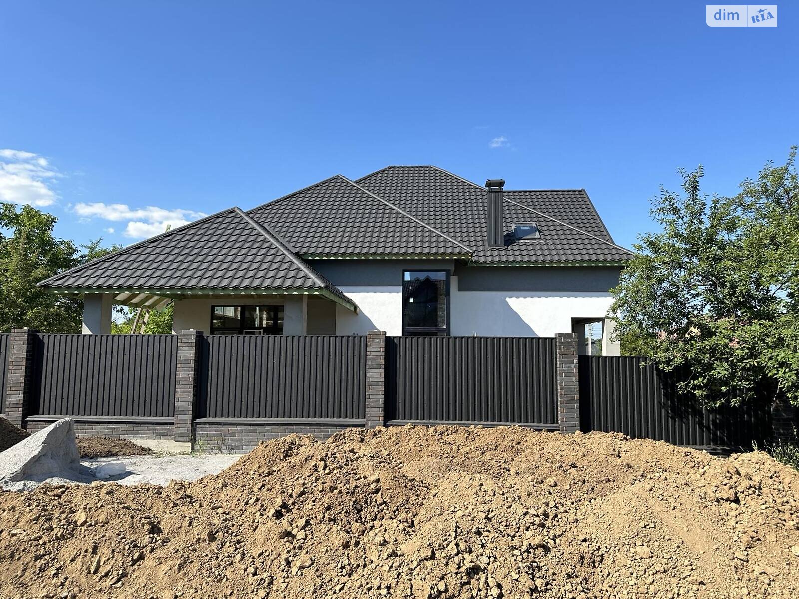 двоповерховий будинок з гаражем, 277 кв. м, цегла. Продаж в Полтаві, район Яр фото 1 двоповерховий будинок з гаражем, 277 кв. м, цегла. Продаж в Полтаві, район Яр фото 1