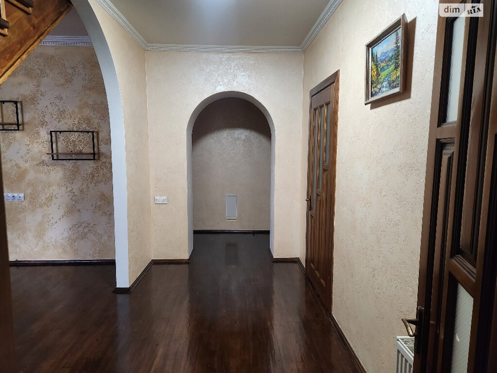 трехэтажный дом с отоплением, 247 кв. м, кирпич. Продажа в Полтаве район Яр фото 1 трехэтажный дом с отоплением, 247 кв. м, кирпич. Продажа в Полтаве район Яр фото 1