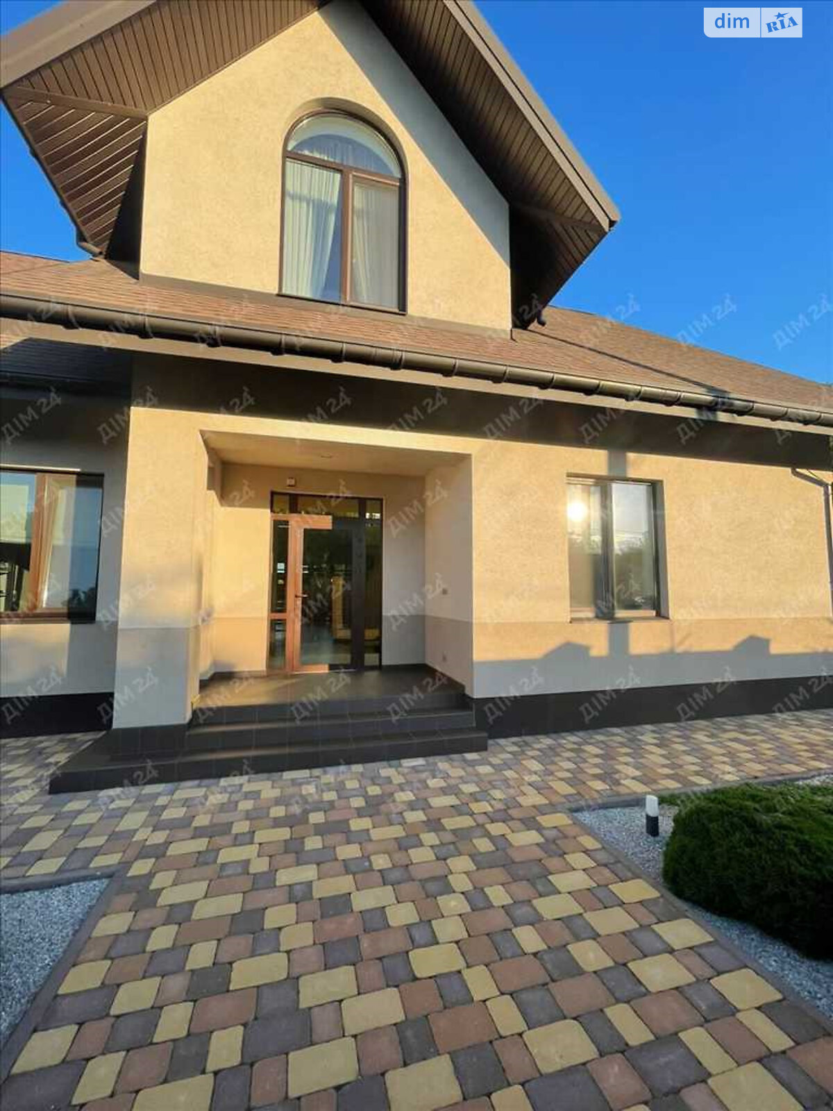двухэтажный дом беседка, 238 кв. м, газобетон. Продажа в Полтаве район Юровка фото 1 двухэтажный дом беседка, 238 кв. м, газобетон. Продажа в Полтаве район Юровка фото 1