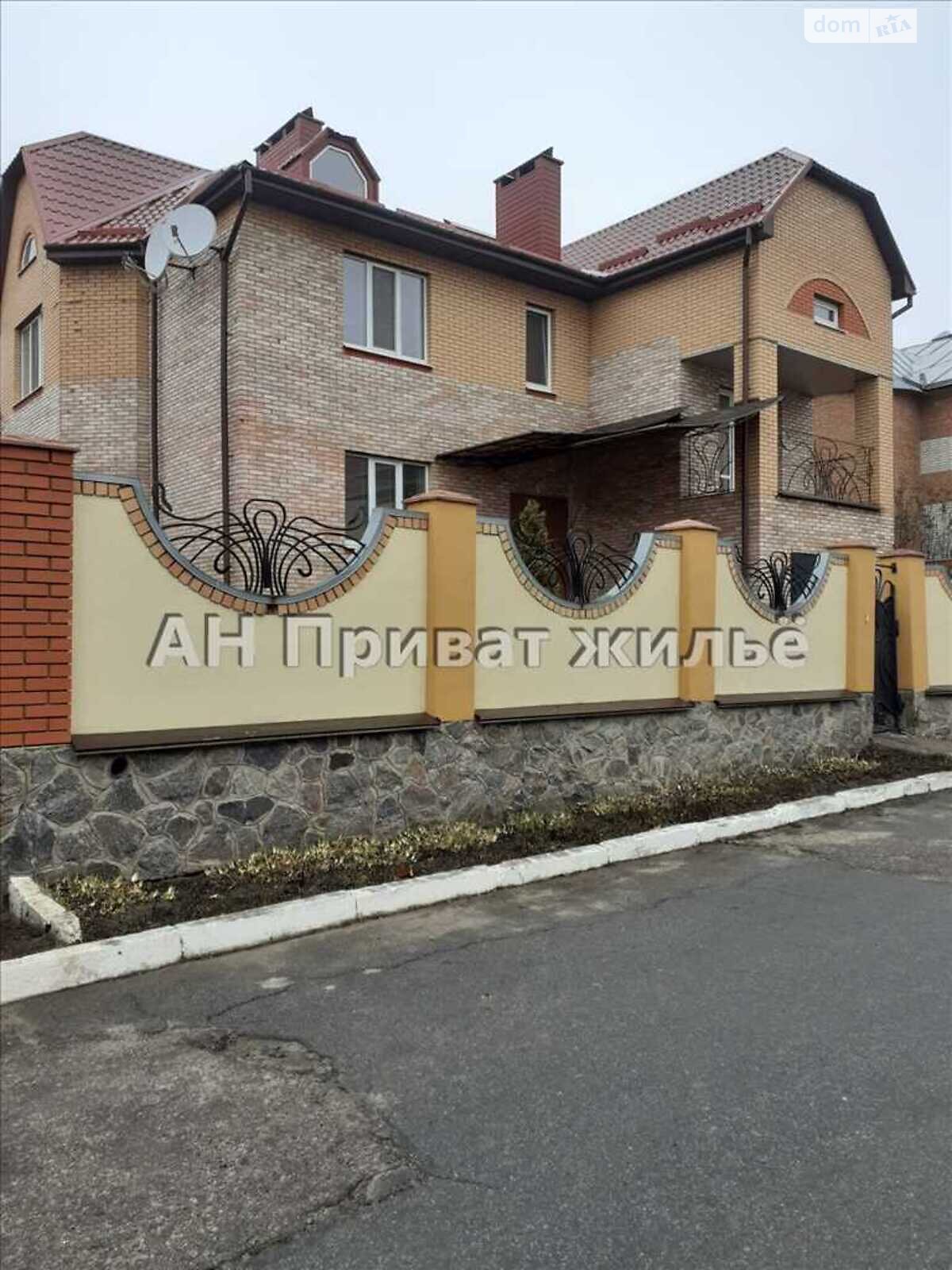 двоповерховий будинок, 340 кв. м, цегла. Продаж в Полтаві, район Юрівка фото 1