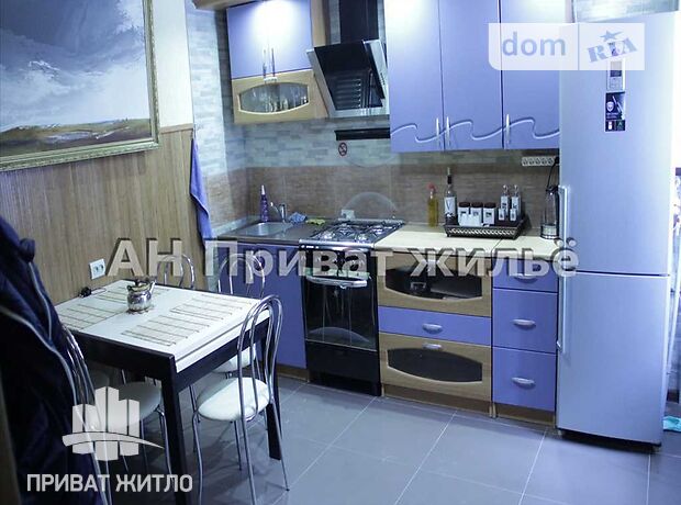 двухэтажный дом, 400 кв. м, кирпич. Продажа в Полтаве фото 1 двухэтажный дом, 400 кв. м, кирпич. Продажа в Полтаве фото 1