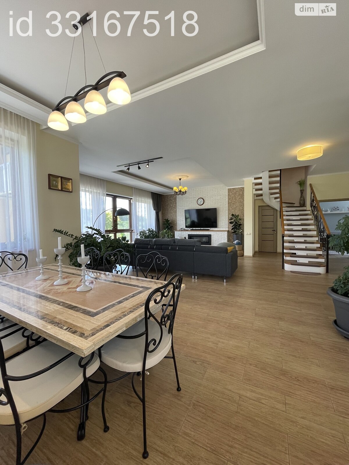 двухэтажный дом с балконом, 245 кв. м, кирпич. Продажа в Полтаве фото 1 двухэтажный дом с балконом, 245 кв. м, кирпич. Продажа в Полтаве фото 1