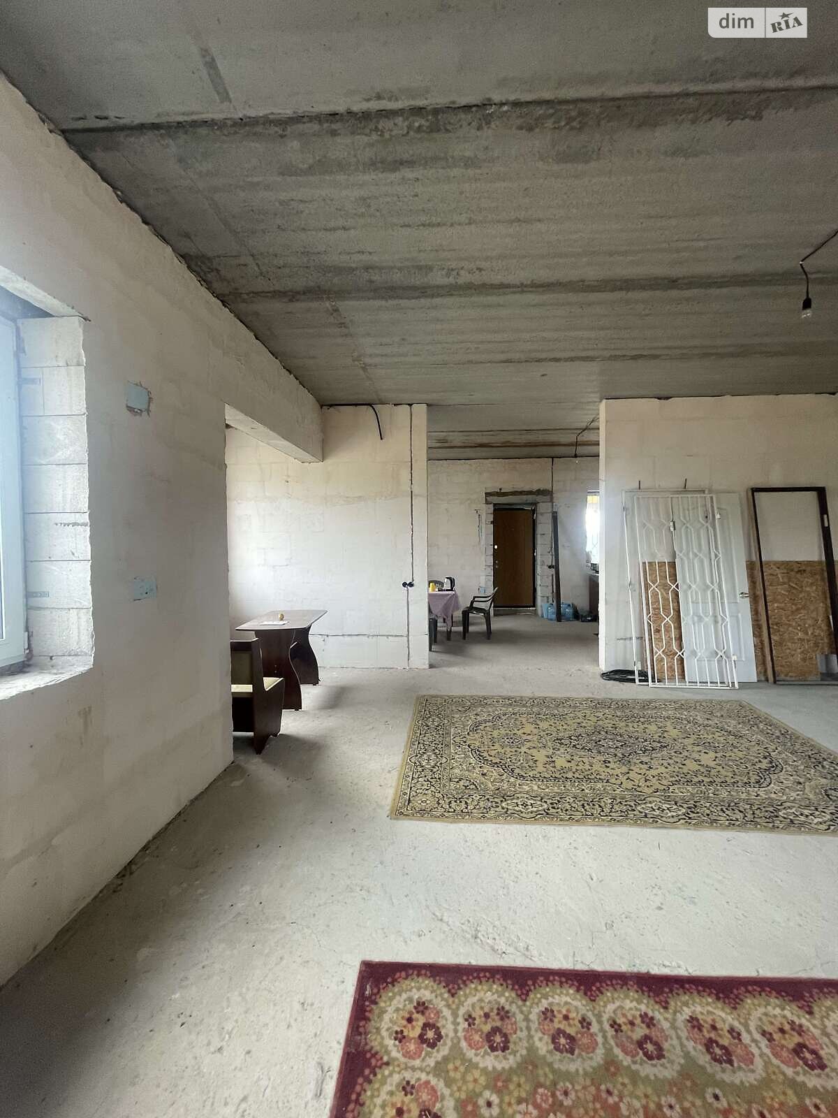 трехэтажный дом, 370 кв. м, пеноблок. Продажа в Горбаневке фото 1 трехэтажный дом, 370 кв. м, пеноблок. Продажа в Горбаневке фото 1