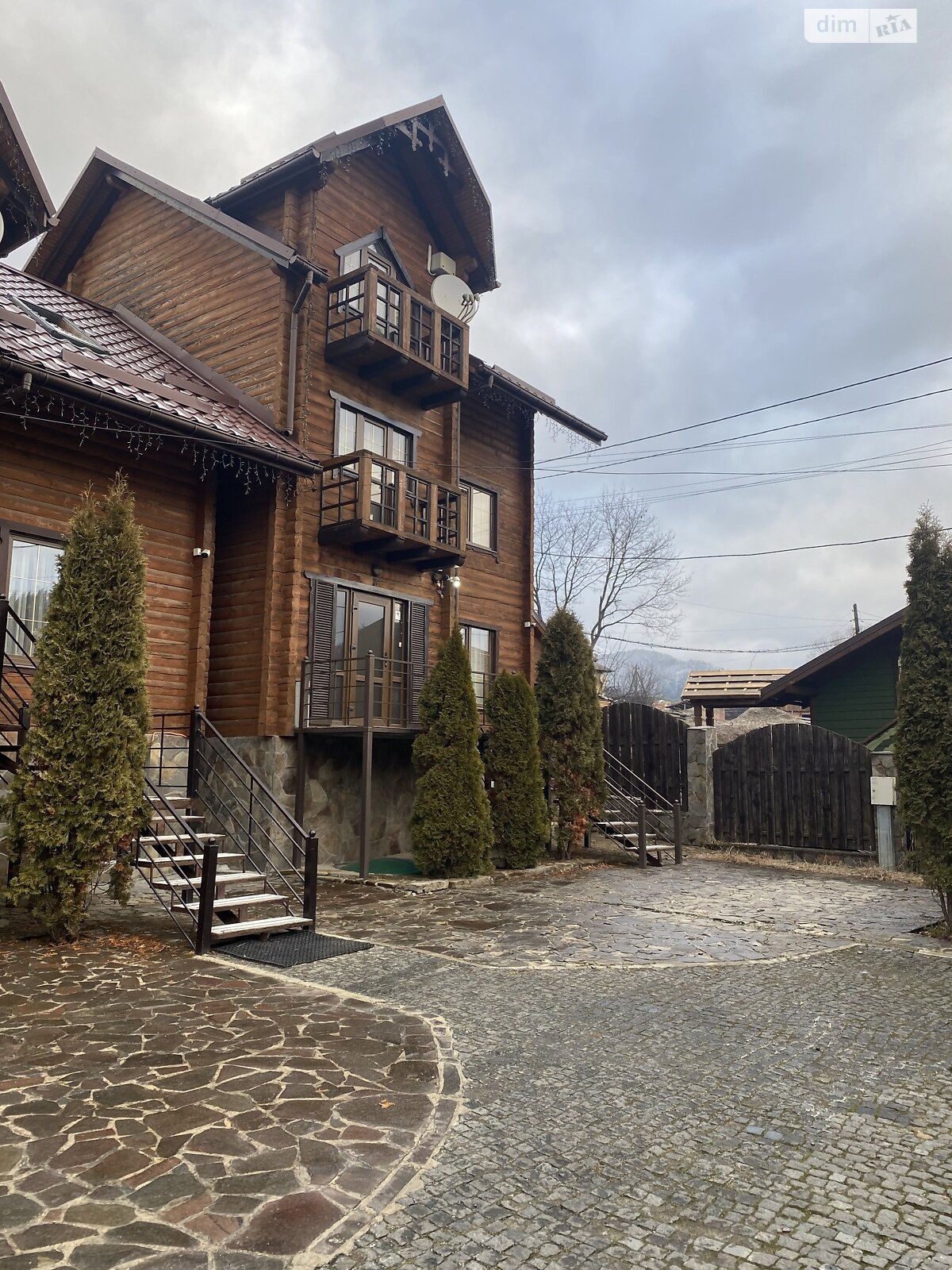 четырехэтажный дом беседка, 185 кв. м, сруб. Продажа в Полянице фото 1 четырехэтажный дом беседка, 185 кв. м, сруб. Продажа в Полянице фото 1