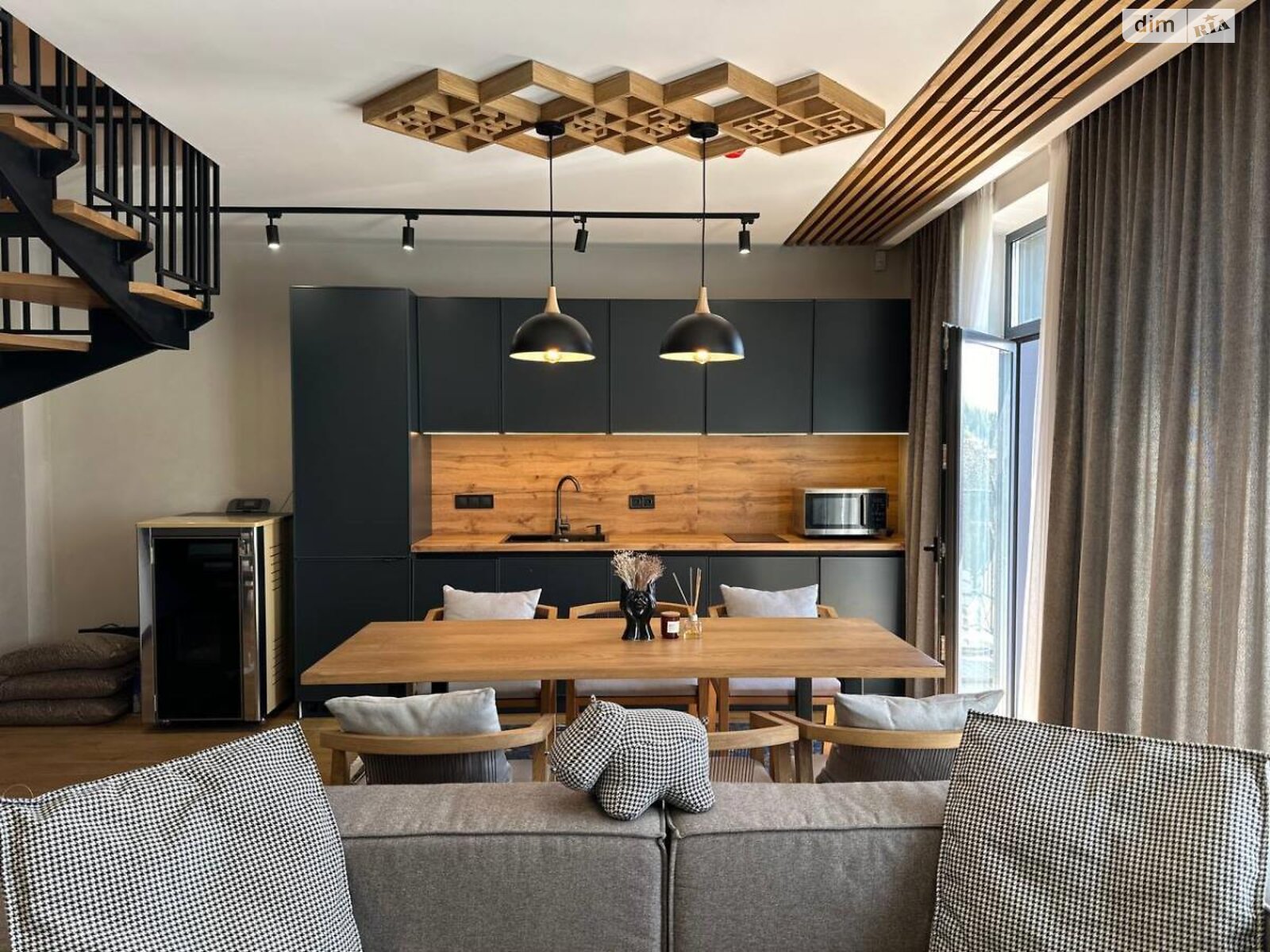 двухэтажный дом с отоплением, 122 кв. м, кирпич. Продажа в Полянице фото 1