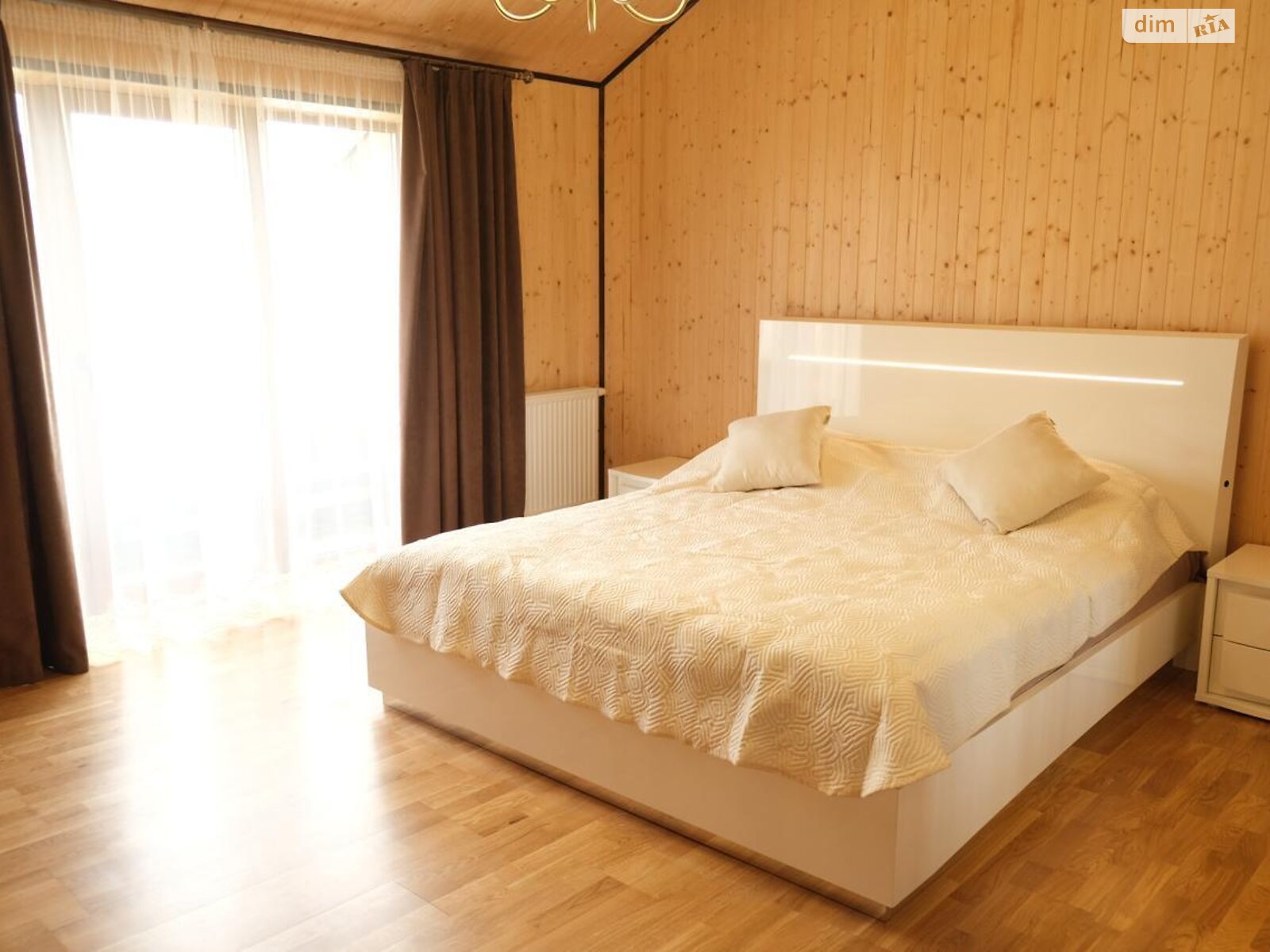 двухэтажный дом с отоплением, 320 кв. м, кирпич. Продажа в Поляниця фото 1 двухэтажный дом с отоплением, 320 кв. м, кирпич. Продажа в Поляниця фото 1