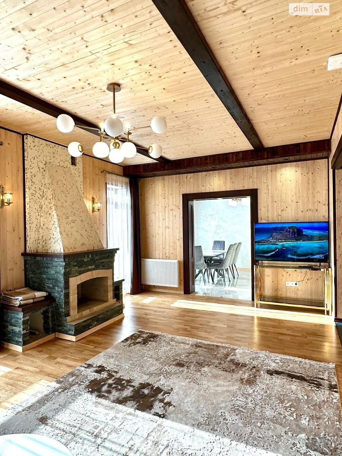 двоповерховий будинок з опаленням, 350 кв. м, цегла. Продаж у Поляниця фото 1 двоповерховий будинок з опаленням, 350 кв. м, цегла. Продаж у Поляниця фото 1