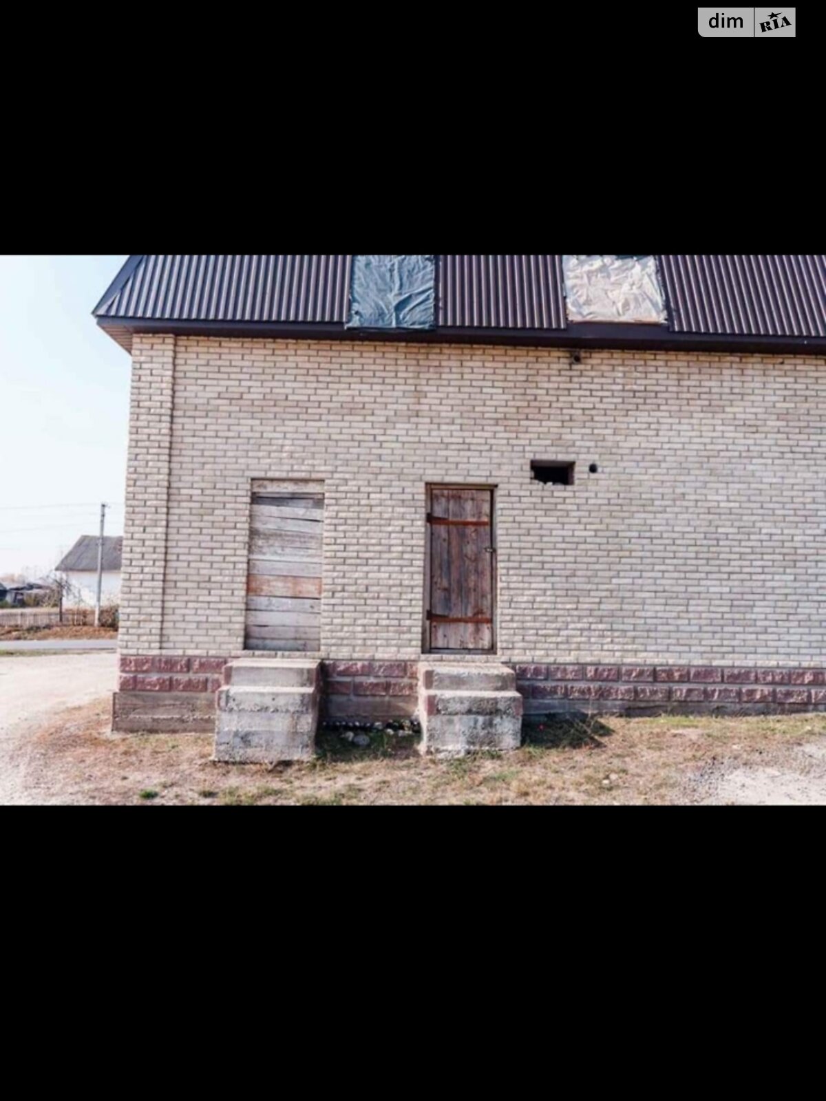 двоповерховий будинок, 300 кв. м, цегла. Продаж у Полянах фото 1 двоповерховий будинок, 300 кв. м, цегла. Продаж у Полянах фото 1