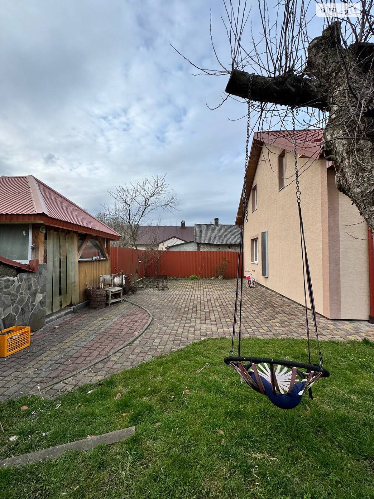 двухэтажный дом с мансардой, 90 кв. м, кирпич. Продажа в Поречье фото 1 двухэтажный дом с мансардой, 90 кв. м, кирпич. Продажа в Поречье фото 1