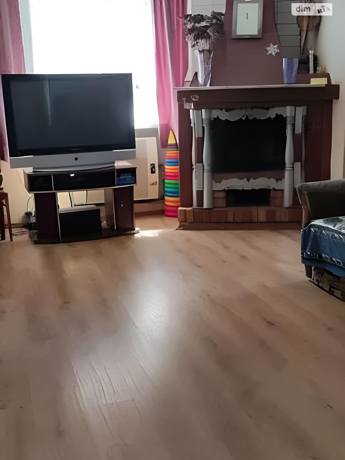 триповерховий будинок бесідка, 162.7 кв. м, кирпич. Продаж у Пороскотені фото 1 триповерховий будинок бесідка, 162.7 кв. м, кирпич. Продаж у Пороскотені фото 1