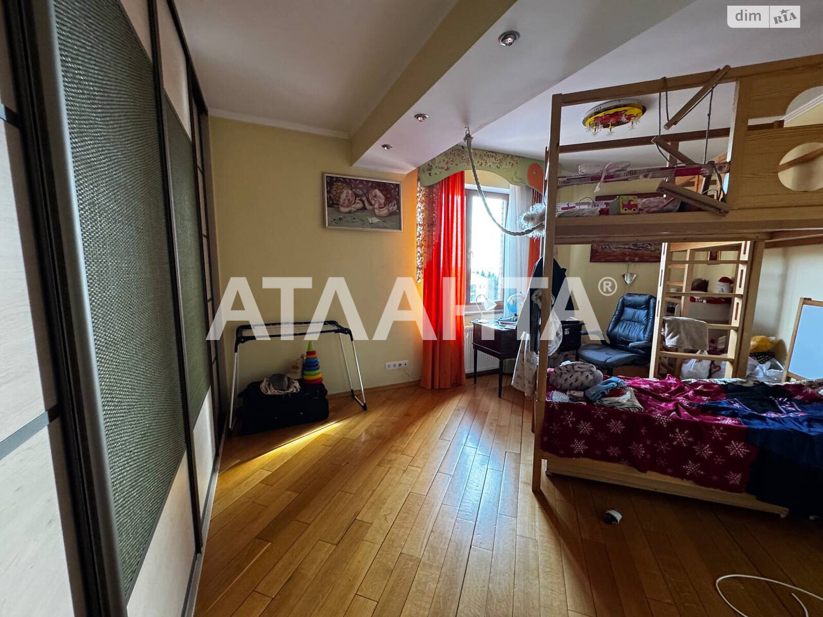 двоповерховий будинок бесідка, 371.3 кв. м, кирпич. Продаж у Поршні фото 1 двоповерховий будинок бесідка, 371.3 кв. м, кирпич. Продаж у Поршні фото 1