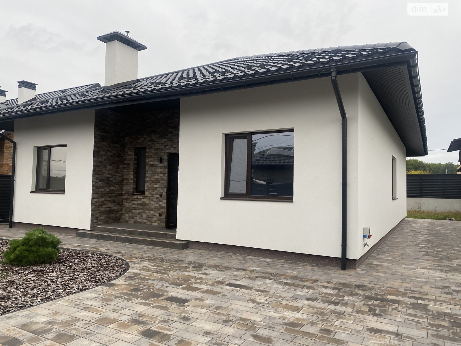 одноэтажный дом, 112 кв. м, кирпич. Продажа в Прибужскому фото 1