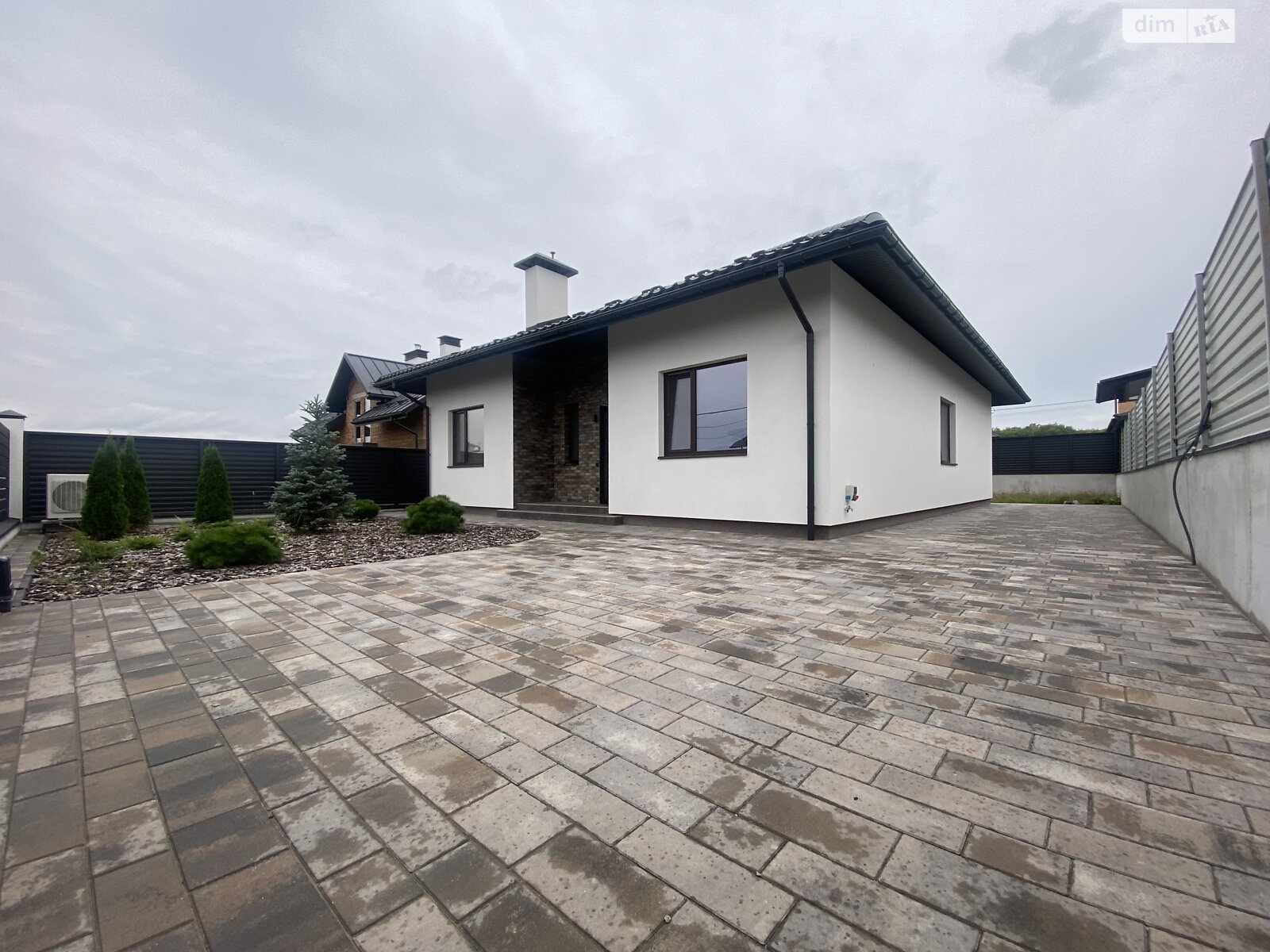 одноэтажный дом, 112 кв. м, кирпич. Продажа в Прибужскому фото 1