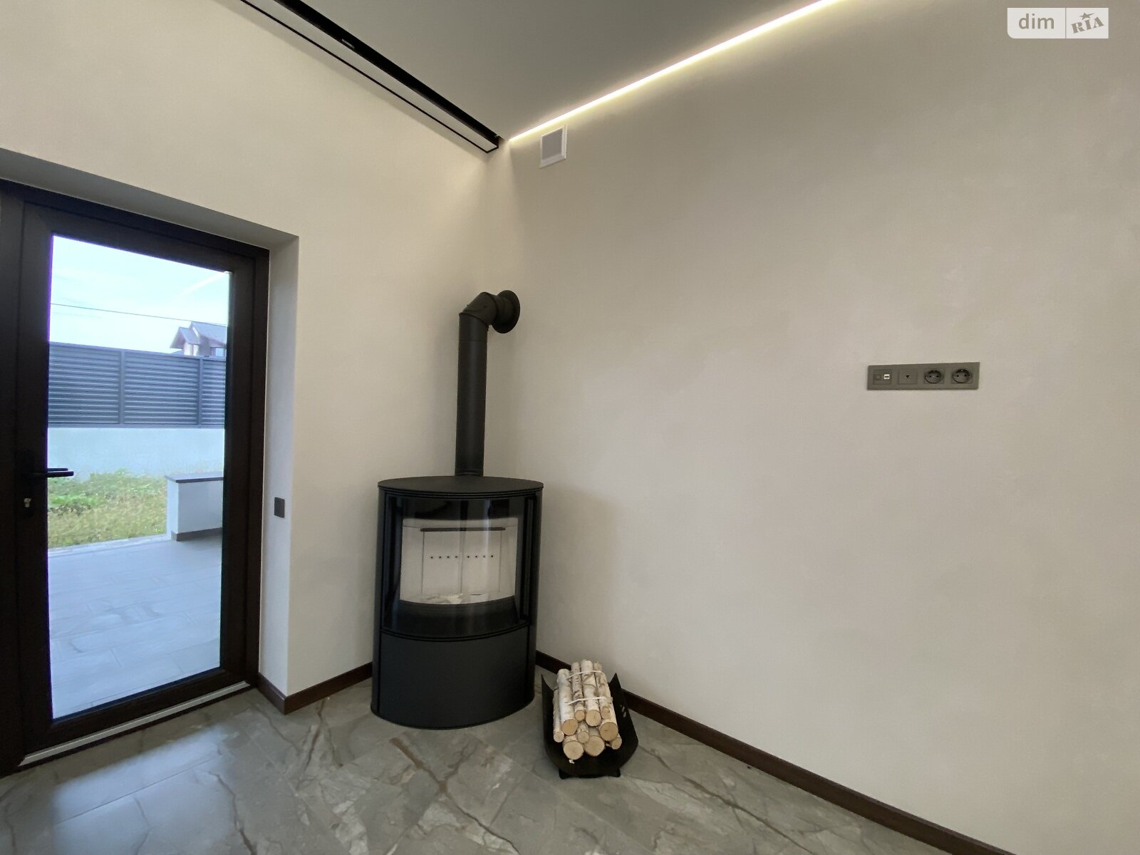 одноэтажный дом, 112 кв. м, кирпич. Продажа в Прибужскому фото 1