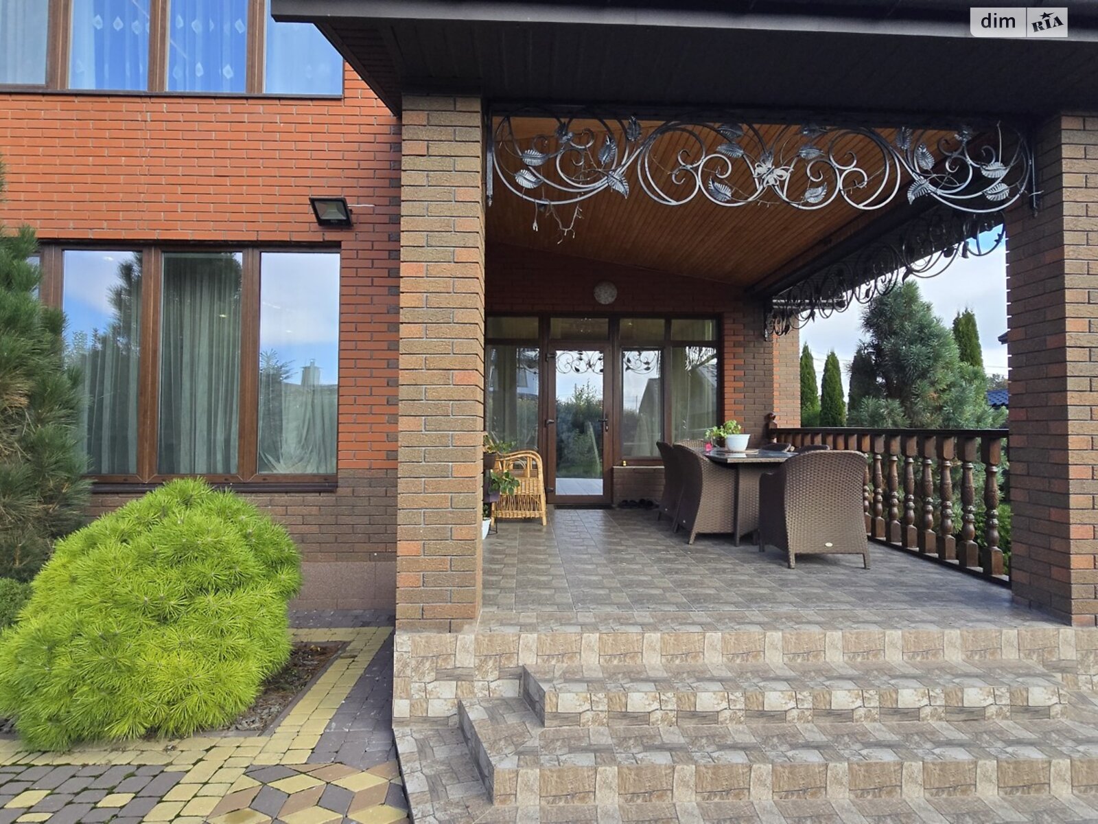 двоповерховий будинок з верандою, 298.8 кв. м, цегла. Продаж у Бохониках фото 1 двоповерховий будинок з верандою, 298.8 кв. м, цегла. Продаж у Бохониках фото 1