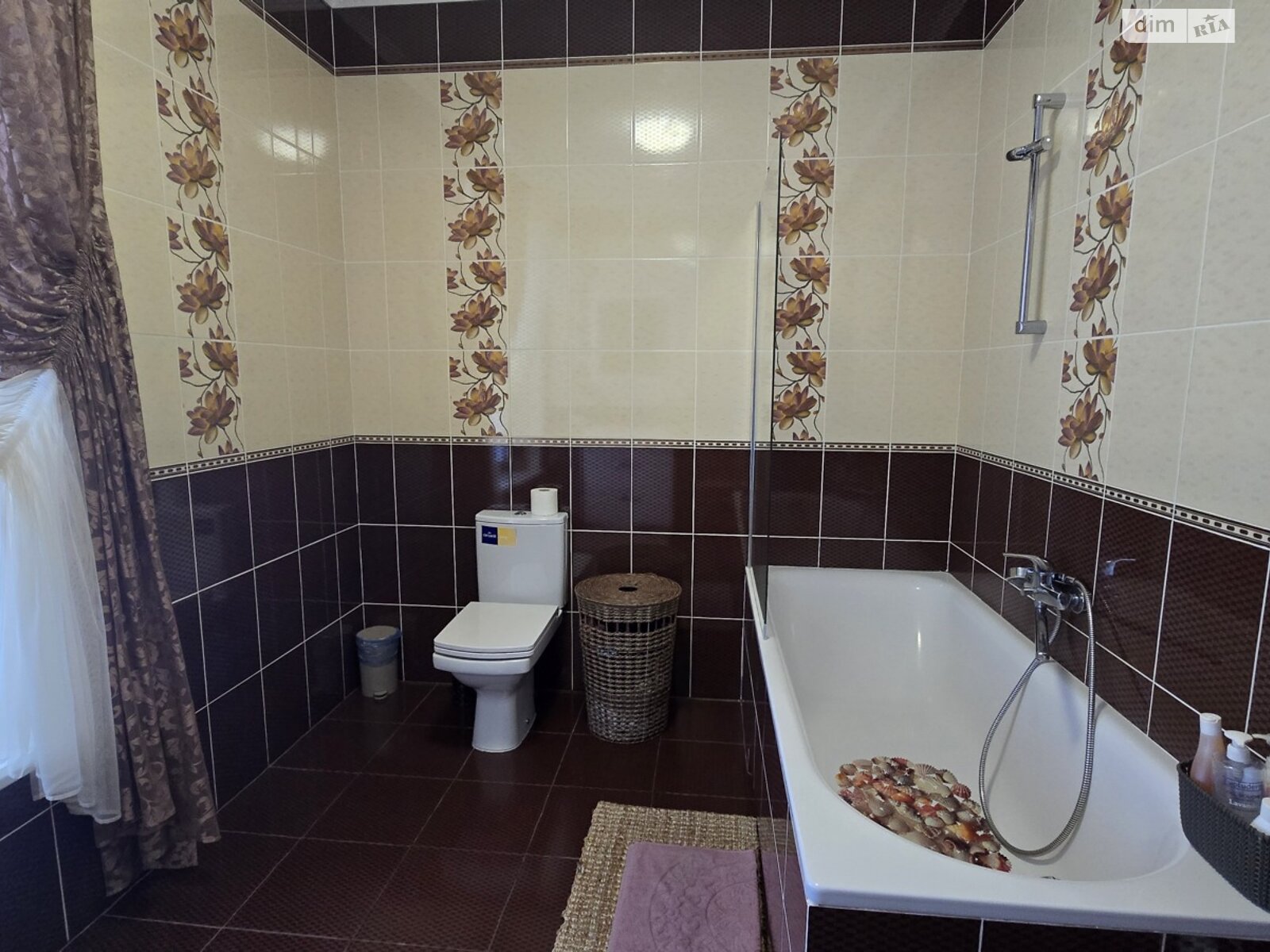 двоповерховий будинок з верандою, 298.8 кв. м, цегла. Продаж у Бохониках фото 1 двоповерховий будинок з верандою, 298.8 кв. м, цегла. Продаж у Бохониках фото 1