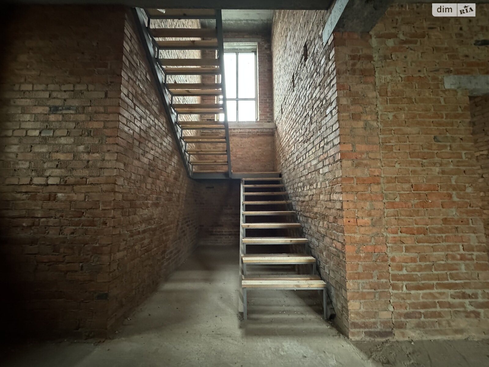 двоповерховий будинок, 170 кв. м, цегла. Продаж у Прибузькому фото 1