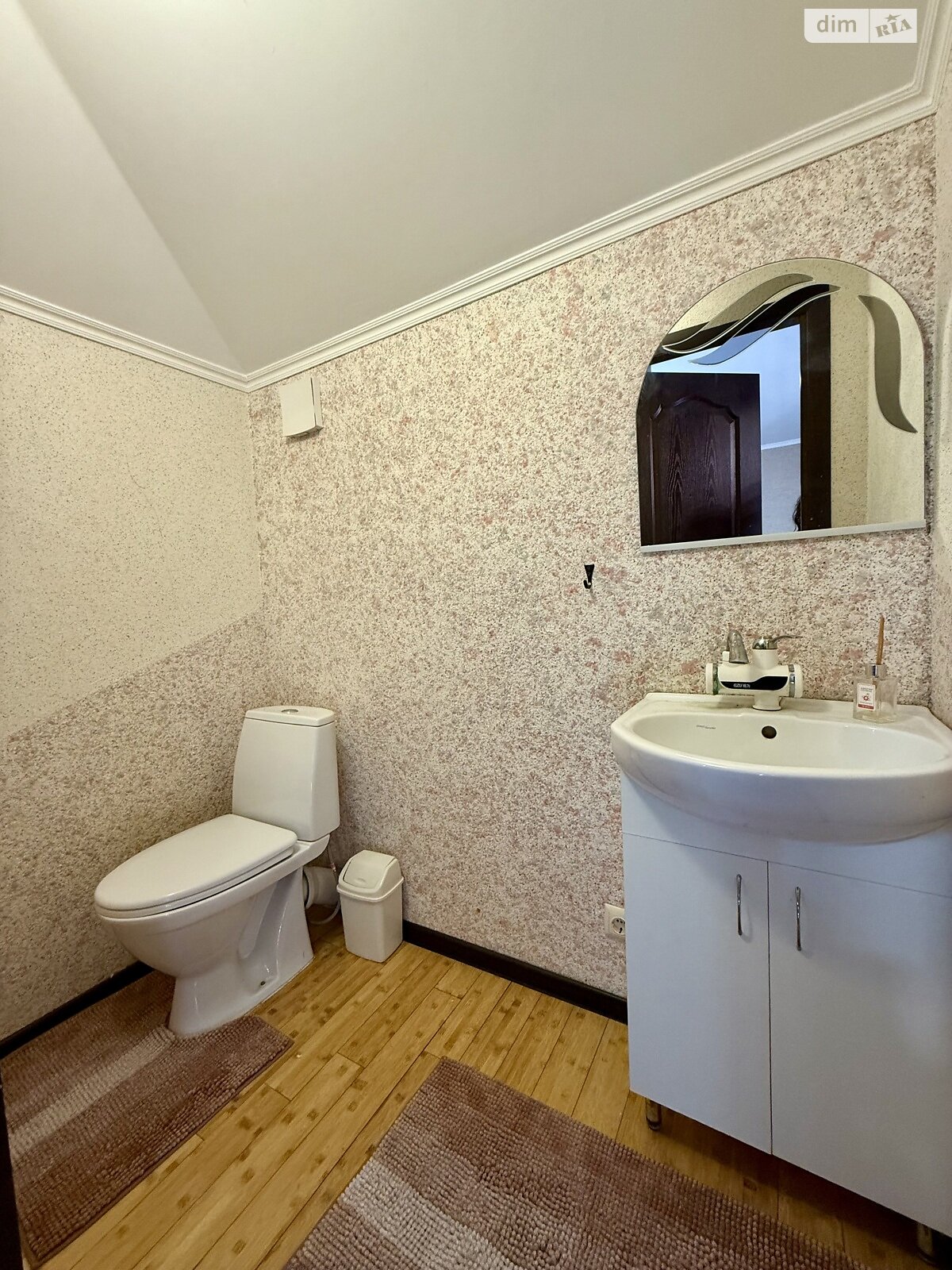 двухэтажный дом, 125 кв. м, кирпич. Продажа в Прибужскому фото 1