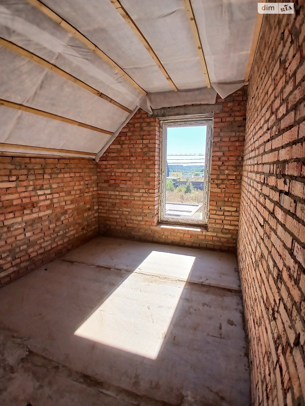 двухэтажный дом, 130 кв. м, кирпич. Продажа в Прибужскому фото 1