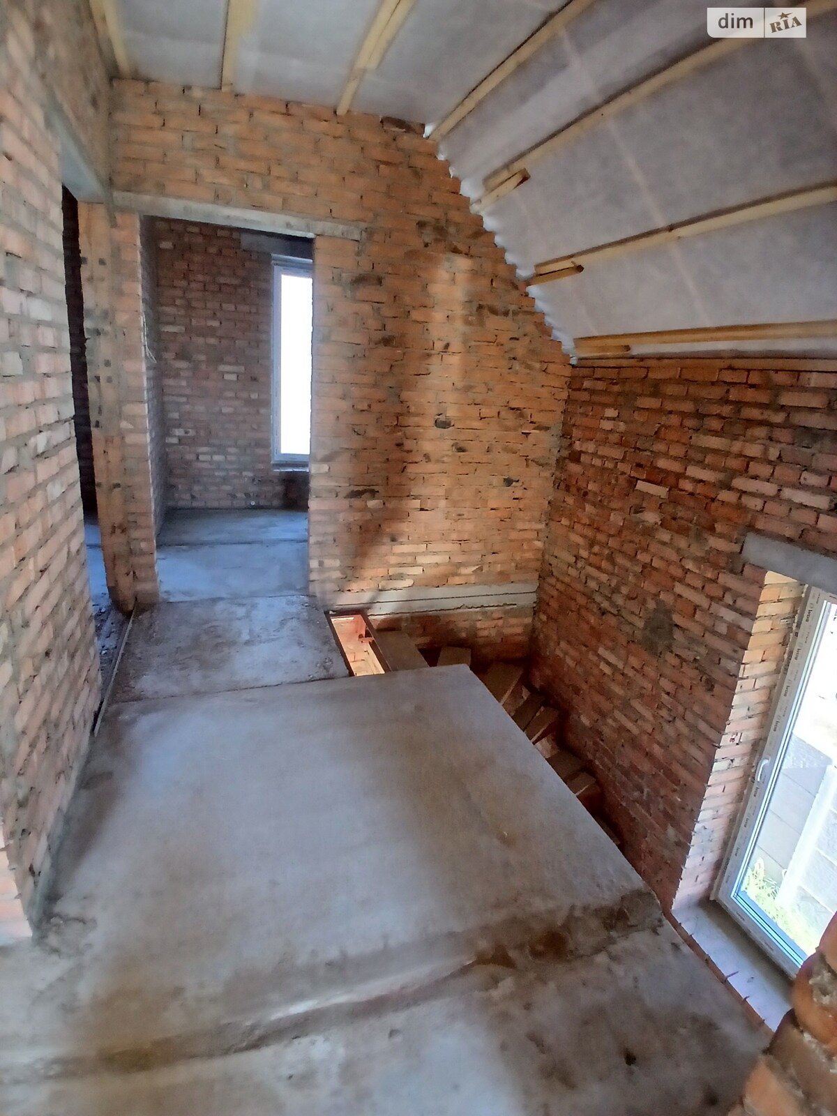 двухэтажный дом, 130 кв. м, кирпич. Продажа в Прибужскому фото 1